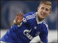Lewis%20Holtby1.jpg