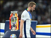 ����� ����