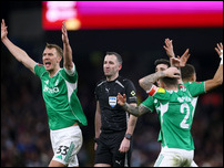 F���� ������