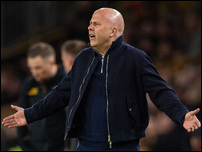 ���� ����