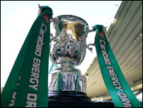 ����� ����