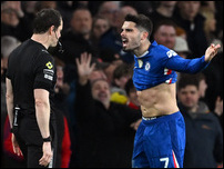 ����� ����