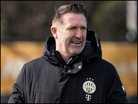 ����� ���