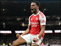 "Арсенал" победил "Челси" в матче, где забивали только после угловых